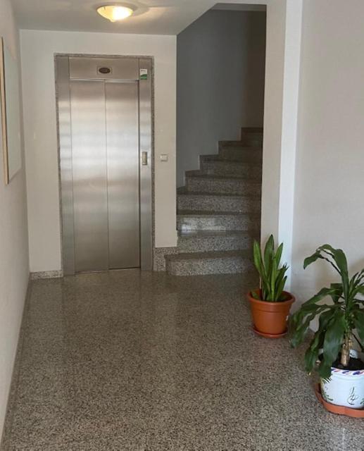 Centrico Apartamento Con Todo A Estrenar En La Playa Santa Pola Exterior photo